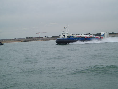 P5070125 Hovercraft Ferry